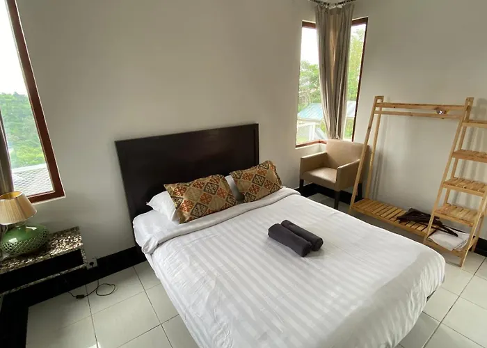 Lodge Aurora House Baturaja (Bali)