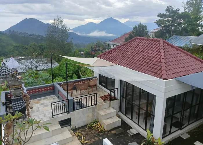 Aurora House Lodge